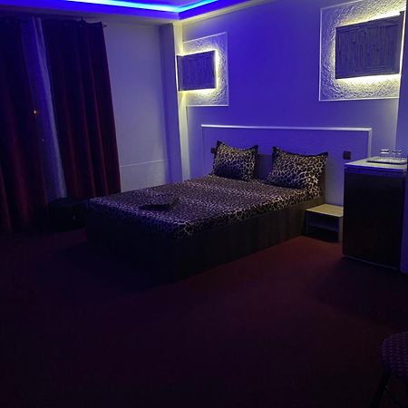 Karra Hotels Voluntari Bagian luar foto