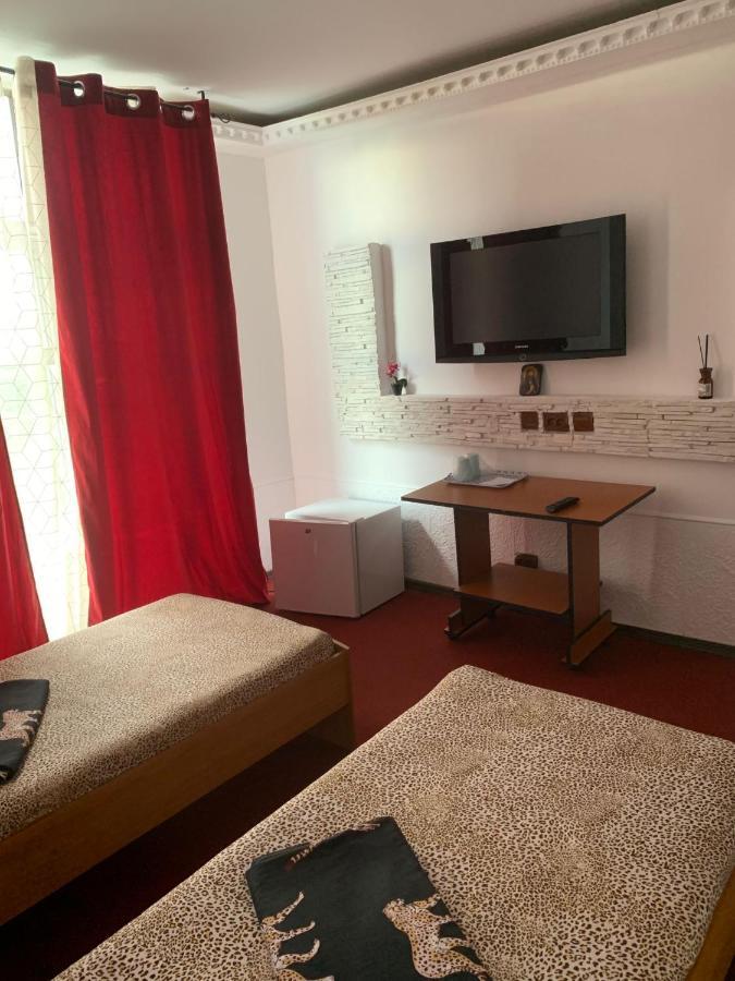 Karra Hotels Voluntari Bagian luar foto