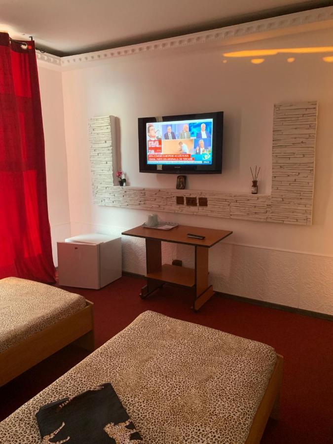 Karra Hotels Voluntari Bagian luar foto