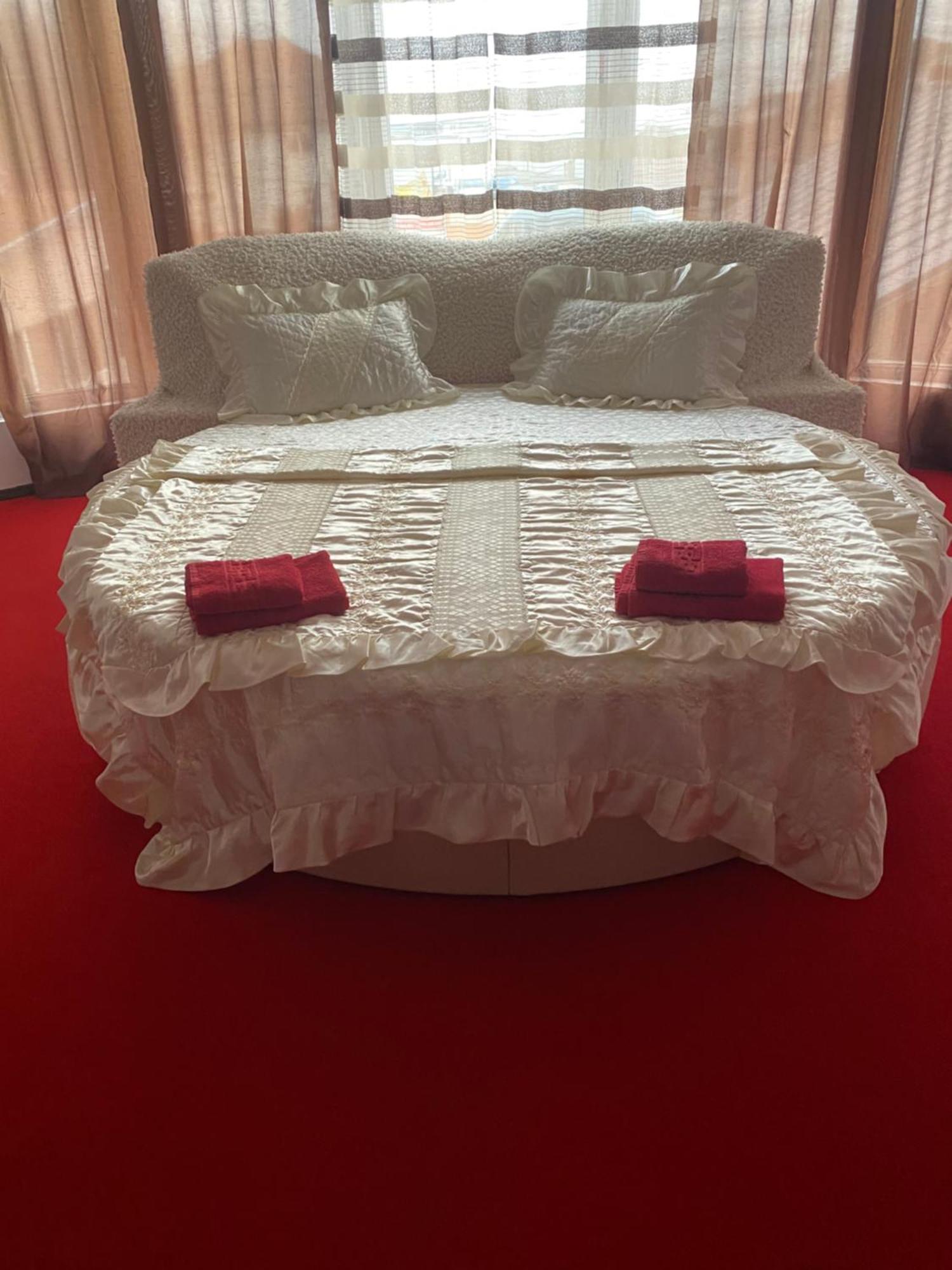 Karra Hotels Voluntari Bagian luar foto