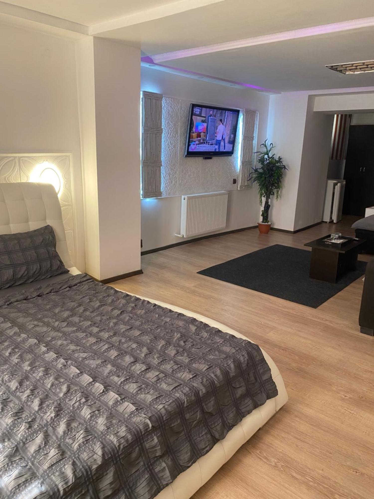 Karra Hotels Voluntari Bagian luar foto