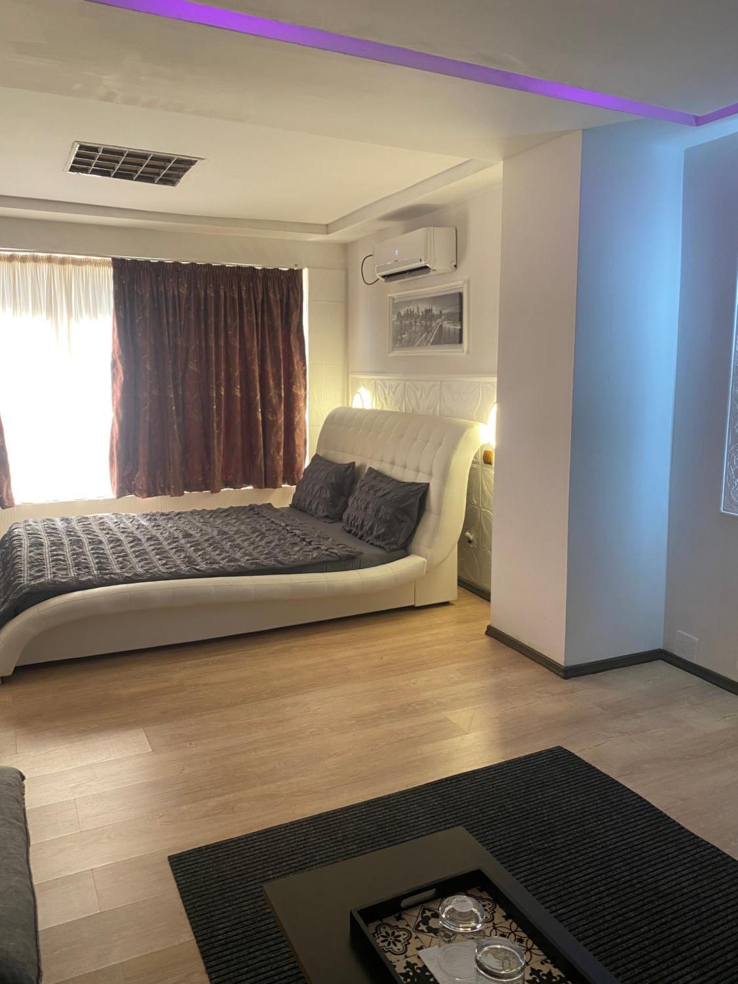 Karra Hotels Voluntari Bagian luar foto